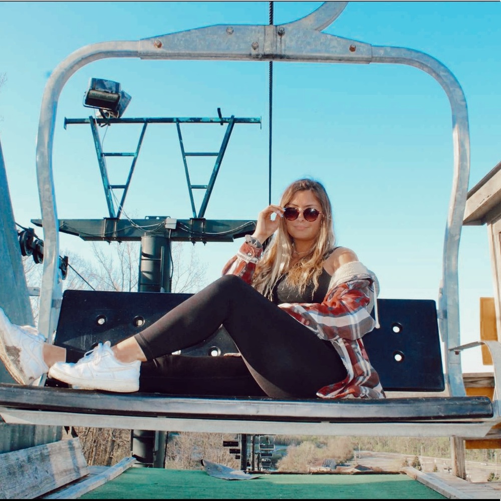 Meet your Posher, Grace